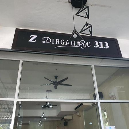 Oyo 90404 Hotel Z Dirgahayu 313 Pasir Mas Extérieur photo
